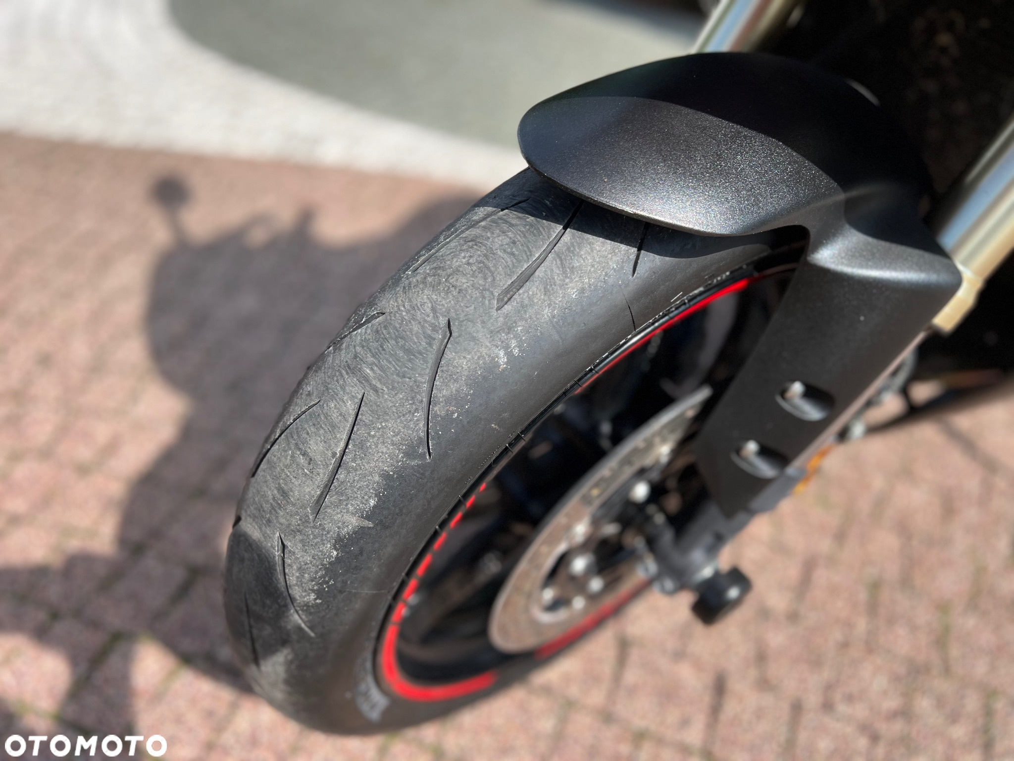 Yamaha R1 - 28