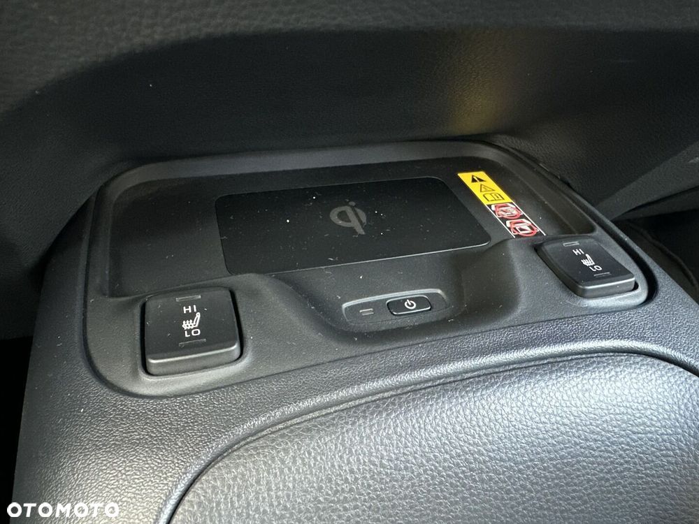 Toyota Corolla 2.0 Hybrid Comfort - 26