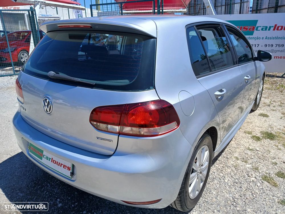 VW Golf 1.6 TDi Trendline BlueMotion - 9