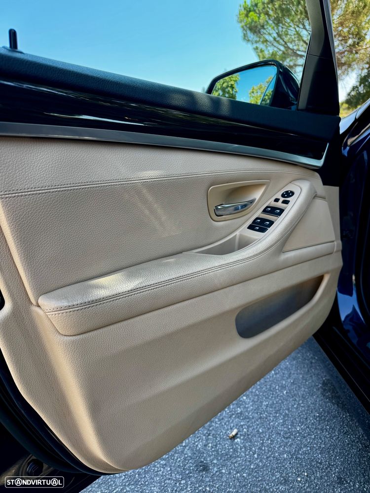 BMW 520 d Line Luxury Auto - 13