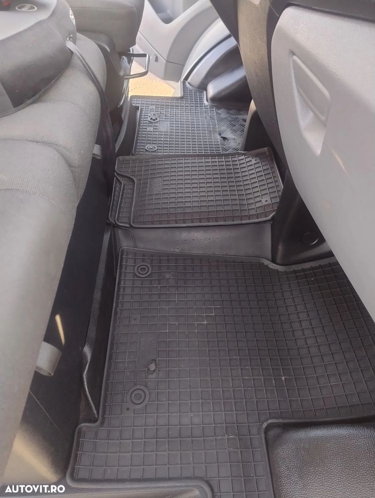 Ford Transit - 26