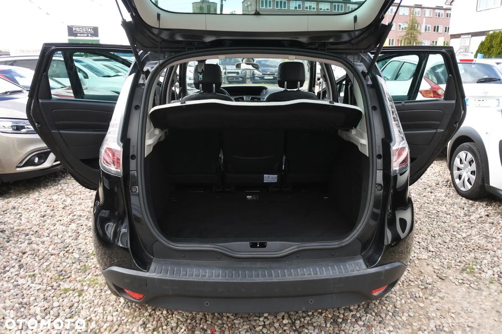 Renault Scenic ENERGY TCe 130 BOSE EDITION - 11