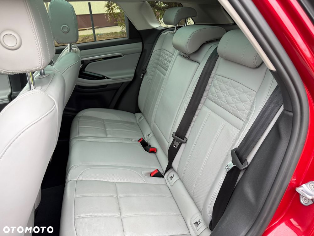Land Rover Range Rover Evoque P300e SE - 19