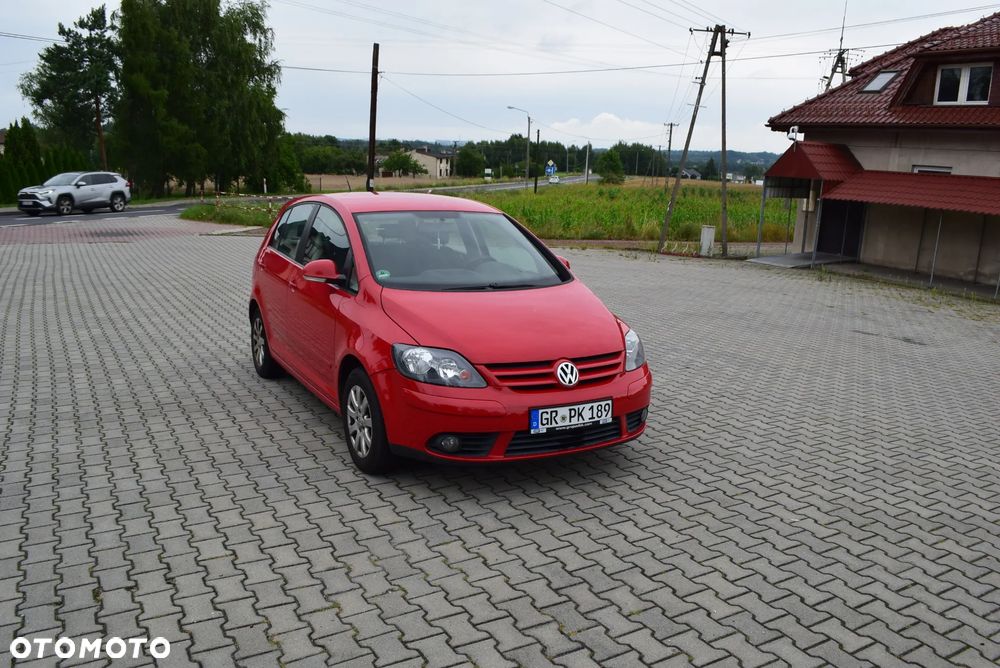 Volkswagen Golf Plus 2.0 TDI Comfortline - 10