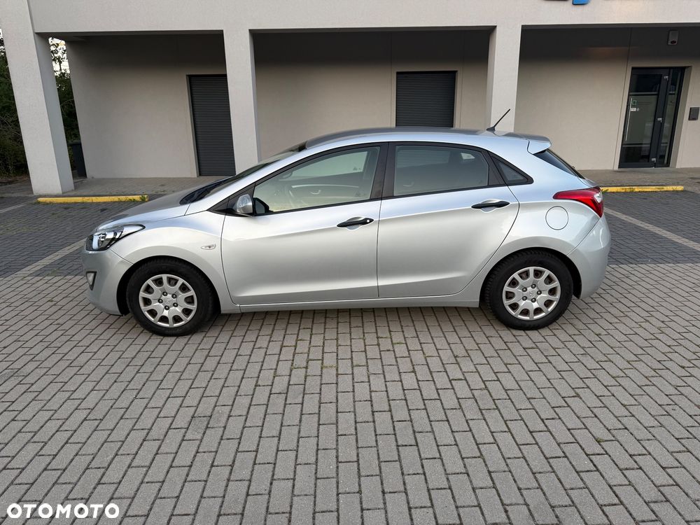 Hyundai i30 1.4 Classic + - 7
