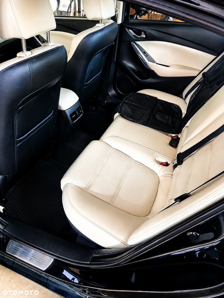 Mazda 6 - 4