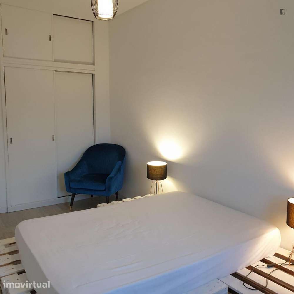 Quarto - localizado em Cedofeita Porto - Grande imagem: 2/8