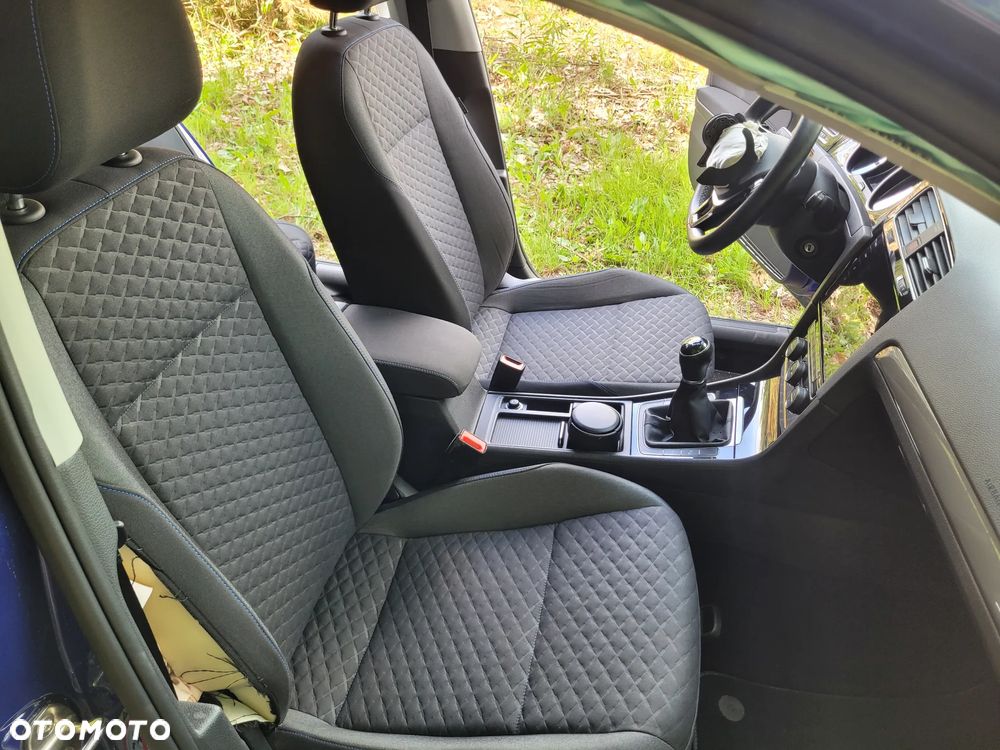 Volkswagen Golf 1.6 TDI Sound - 8