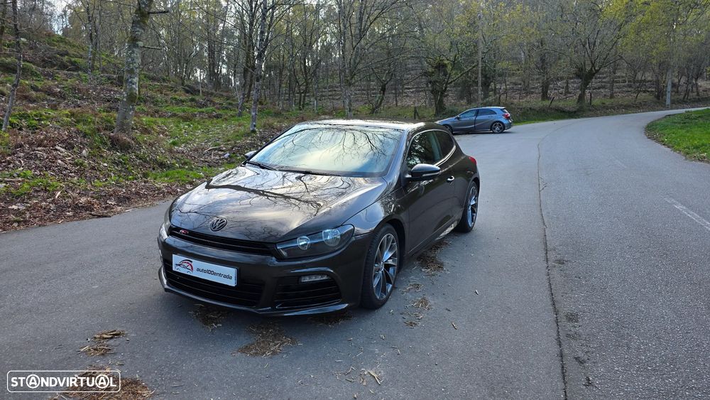 VW Scirocco 2.0 TDI (Blue Motion Technologie) - 9