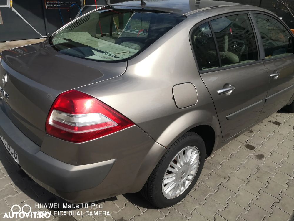 Renault Megane 1.6 16V Privilege - 5
