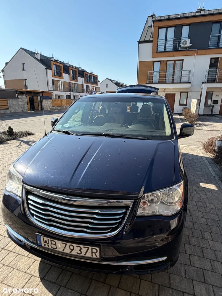 Chrysler Town & Country 3.6 Touring - 13