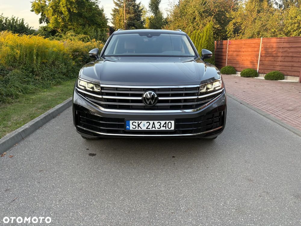 Volkswagen Touareg - 2