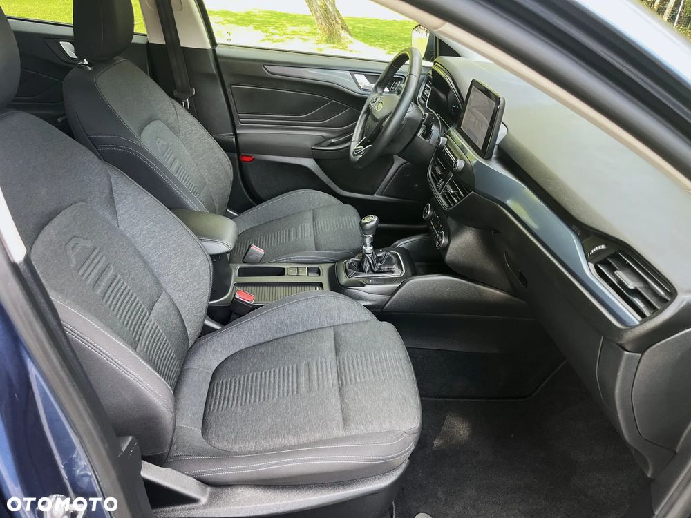 Ford Focus 1.0 EcoBoost mHEV Active X - 17