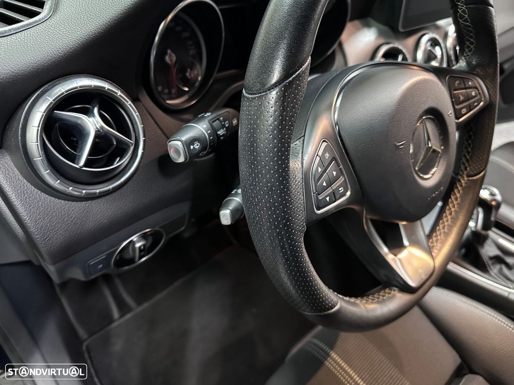Mercedes-Benz CLA 180 d Shooting Brake Urban - 15
