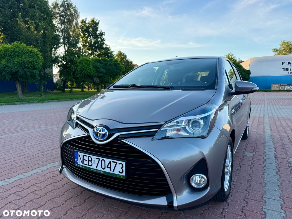 Toyota Yaris 1.5 VVT-i Comfort mit Design Paket - 1