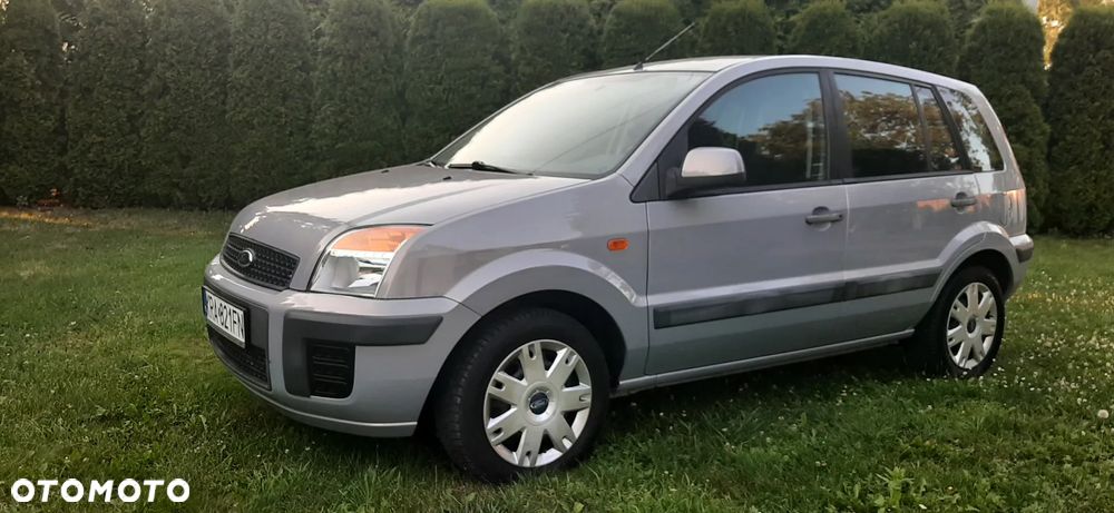 Ford Fusion - 1
