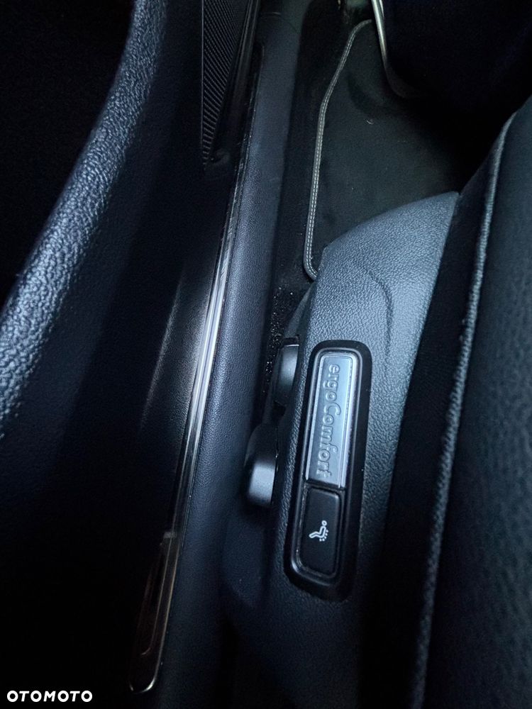 Volkswagen Arteon 2.0 TSI R-Line DSG - 28