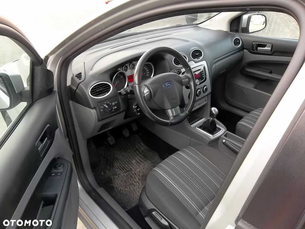 Ford Focus 1.8 Silver Magic - 5