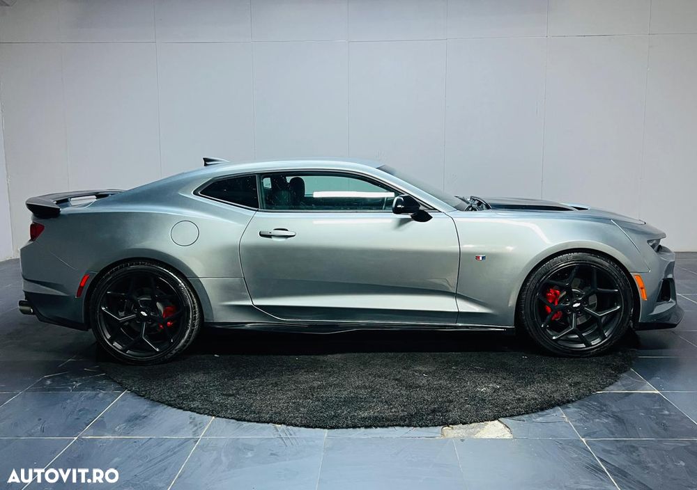 Chevrolet Camaro - 13
