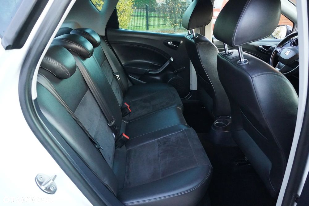 Seat Ibiza 1.2 12V Style - 11