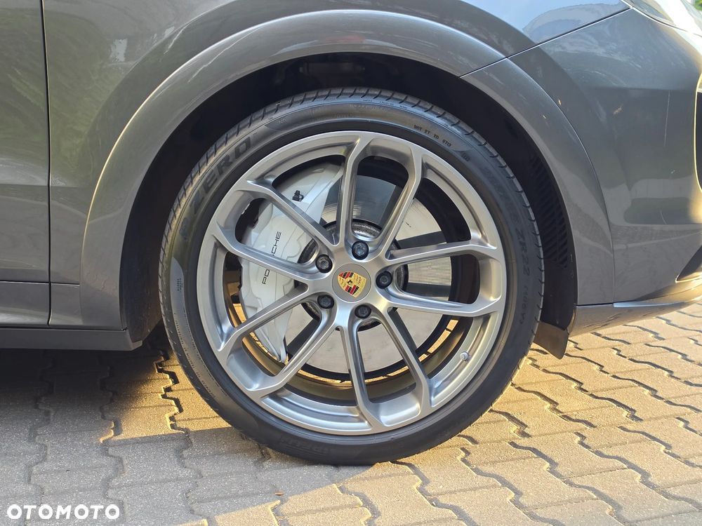 Porsche Cayenne - 11