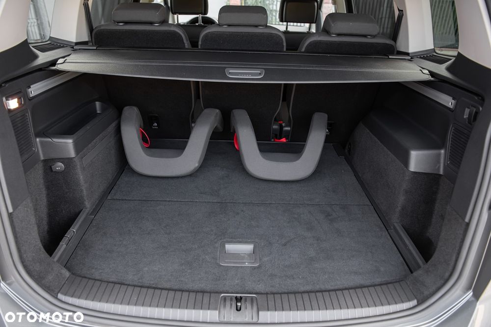 Volkswagen Touran 1.8 TSI (BlueMotion Technology) DSG Highline - 30