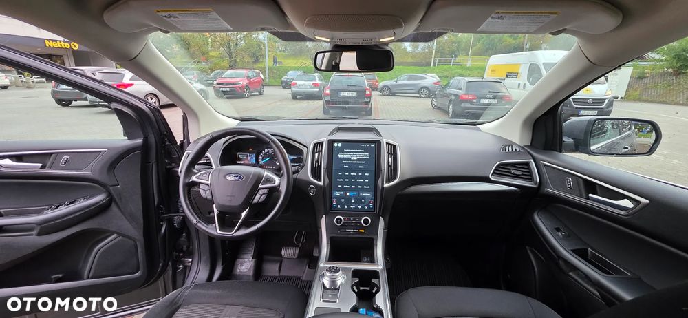 Ford Edge - 32
