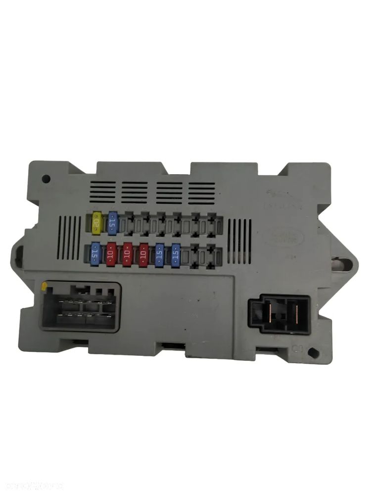 JAGUAR F-PACE X761 XJ X351 F-TYPE X152 XE X760 XF X250 I-PACE X590 RANGE ROVER EVOQUE SKRZYNKA BEZPIECZNIKÓW BEZPIECZNIKI ORYGINAŁ