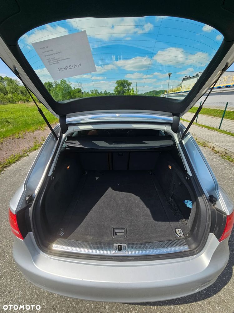 Audi A4 Avant 2.0 TDI DPF - 13