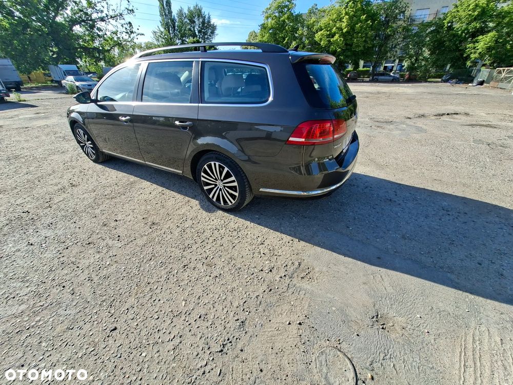 Volkswagen Passat 2.0 TDI Comfortline - 4