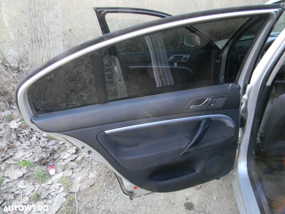 Dezmembrari  Skoda SUPERB 1 (3U)  2001  > 2008 1.9 TDI Motorina - 37