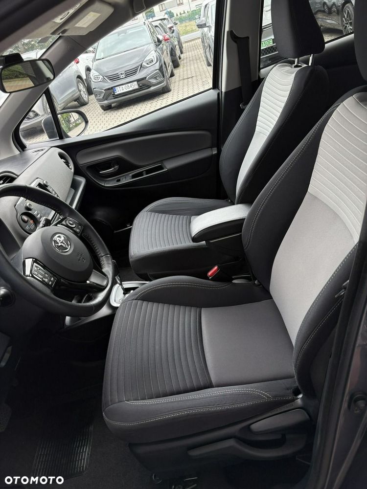 Toyota Yaris - 14
