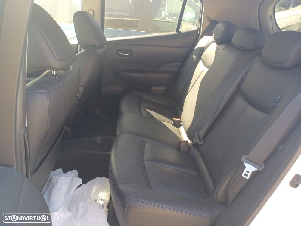 Peças Nissan Leaf (ZE0) Electric 2016 - 13