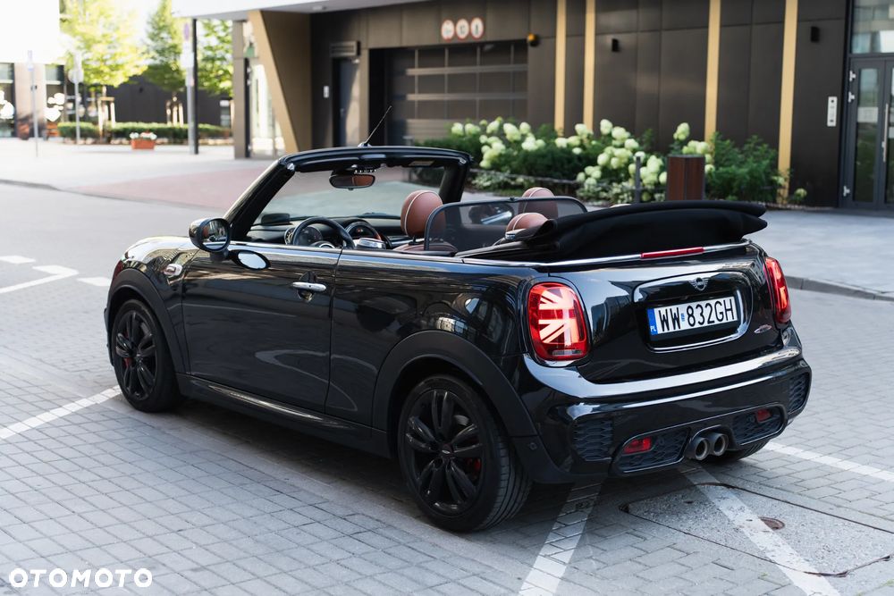 MINI Cooper S Cabrio John Works Trim - 2