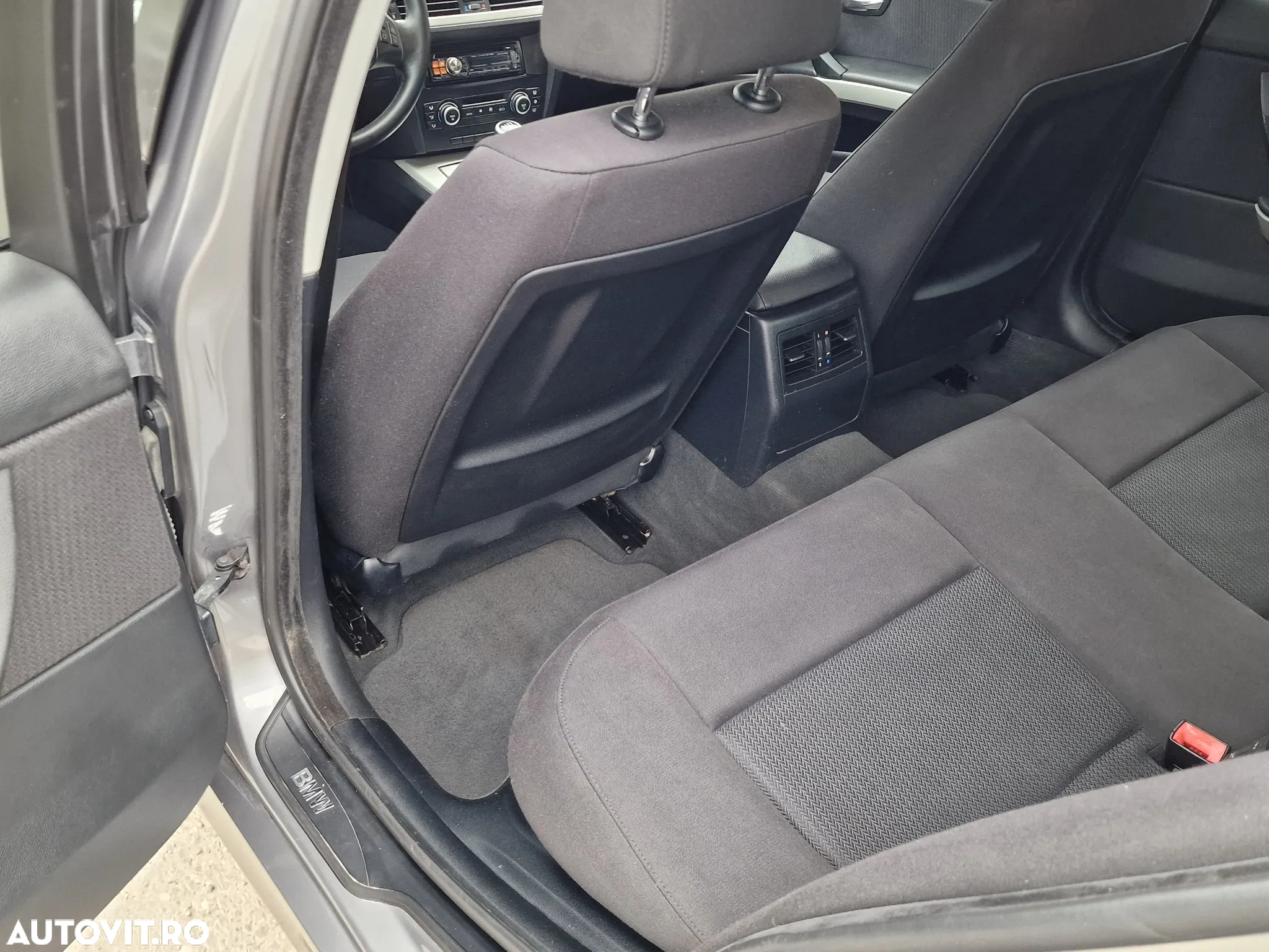 BMW Seria 3 320d - 6