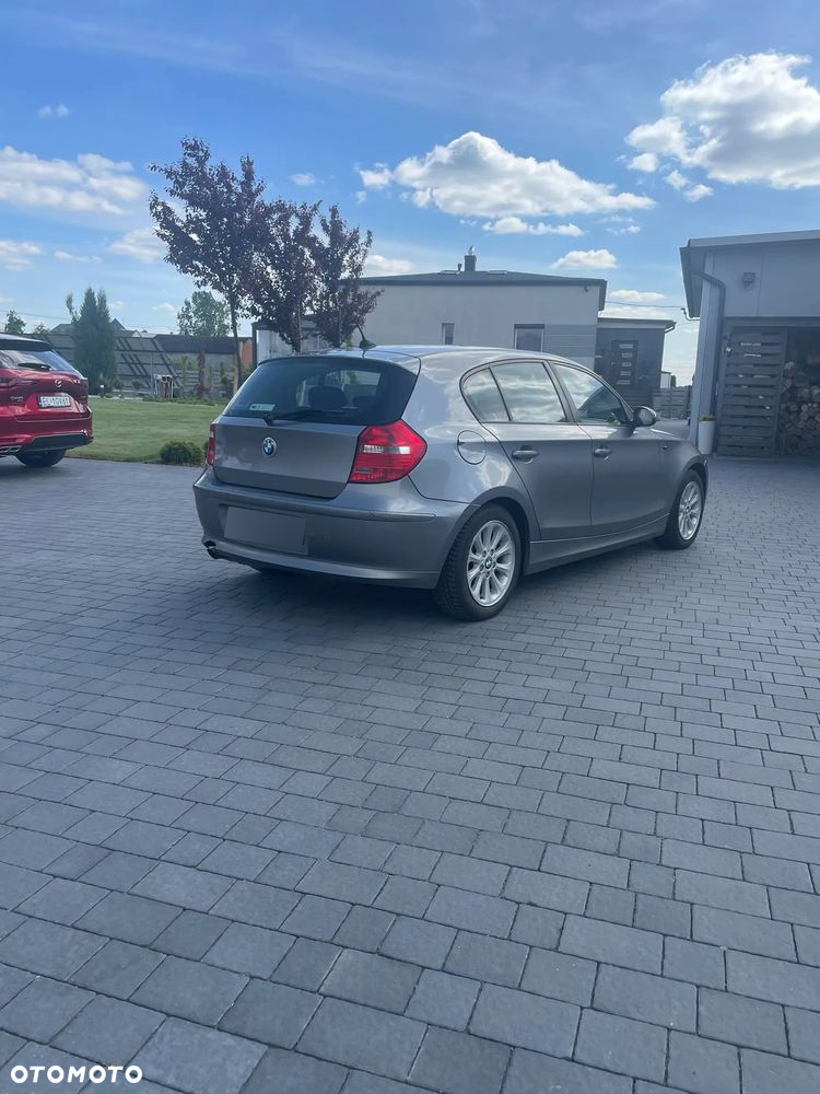 BMW Seria 1 116i - 4