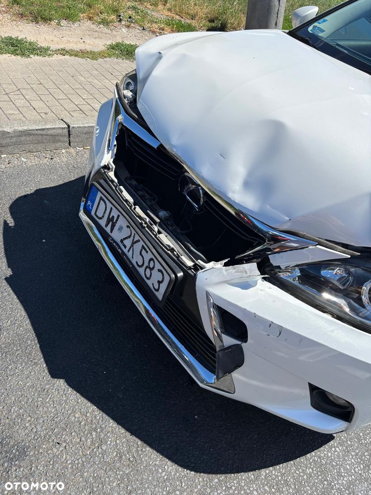 Lexus CT - 11