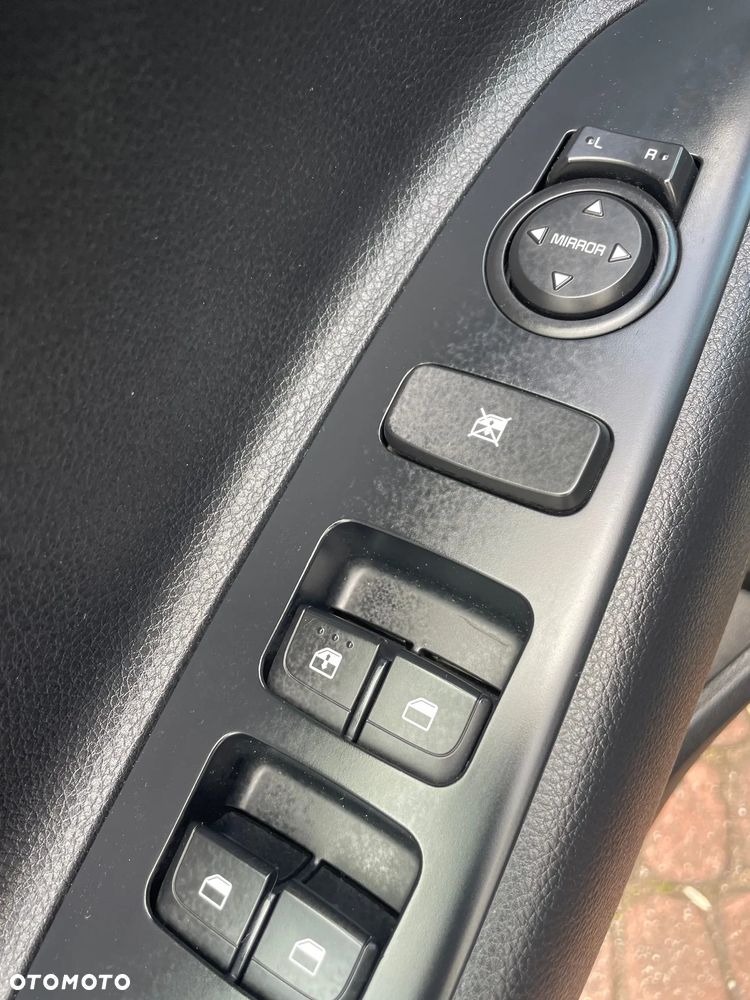 Kia Rio 1.2 Business Line - 18