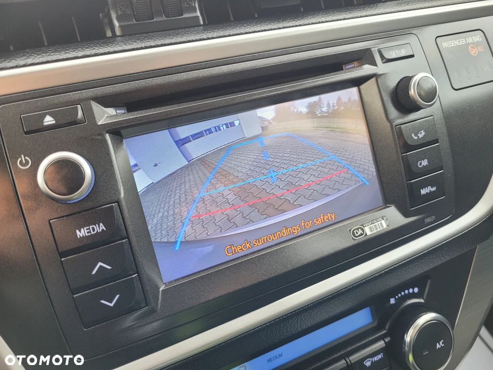 Toyota Auris 1.33 VVT-i Premium Comfort - 29