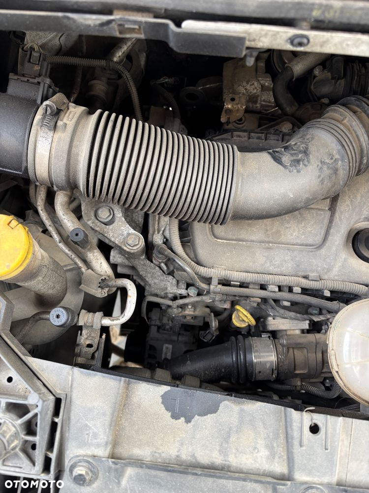 Renault Trafic - 14