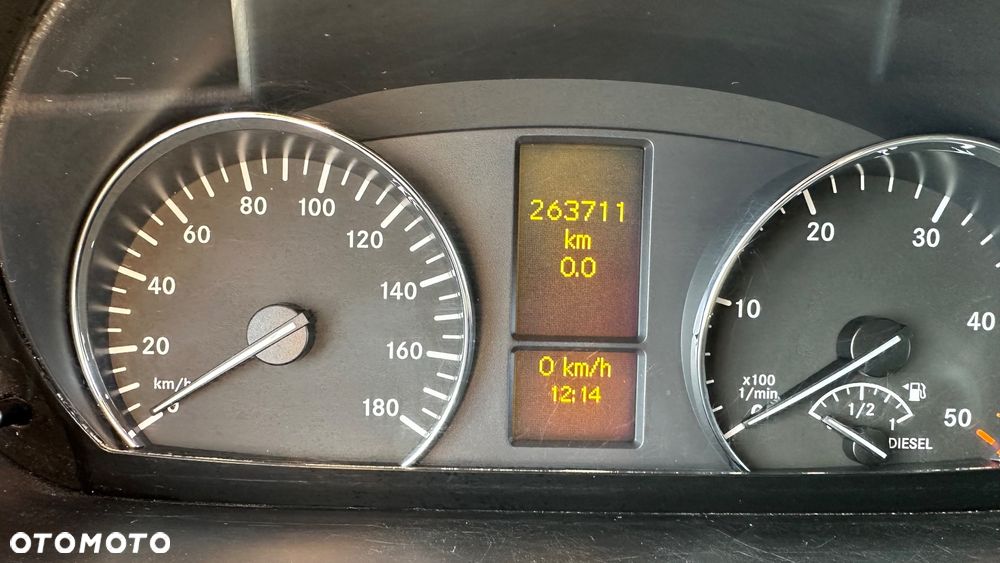 Mercedes-Benz Sprinter 326 - 11