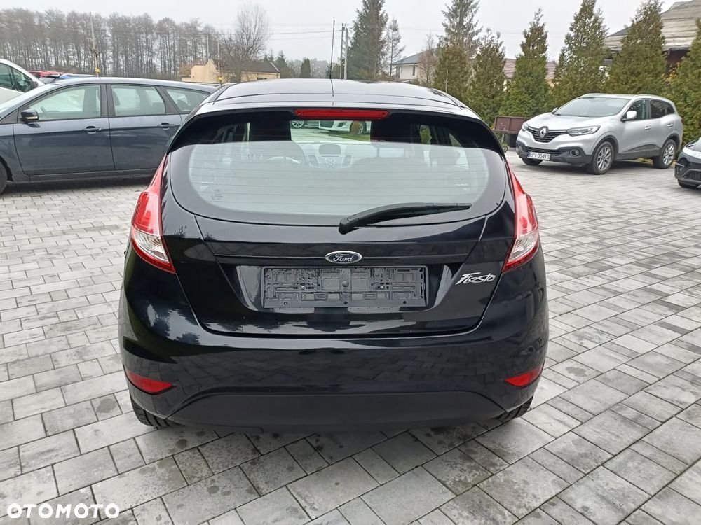 Ford Fiesta - 11