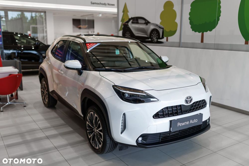 Toyota Yaris Cross Hybrid 1.5 Executive AWD - 4