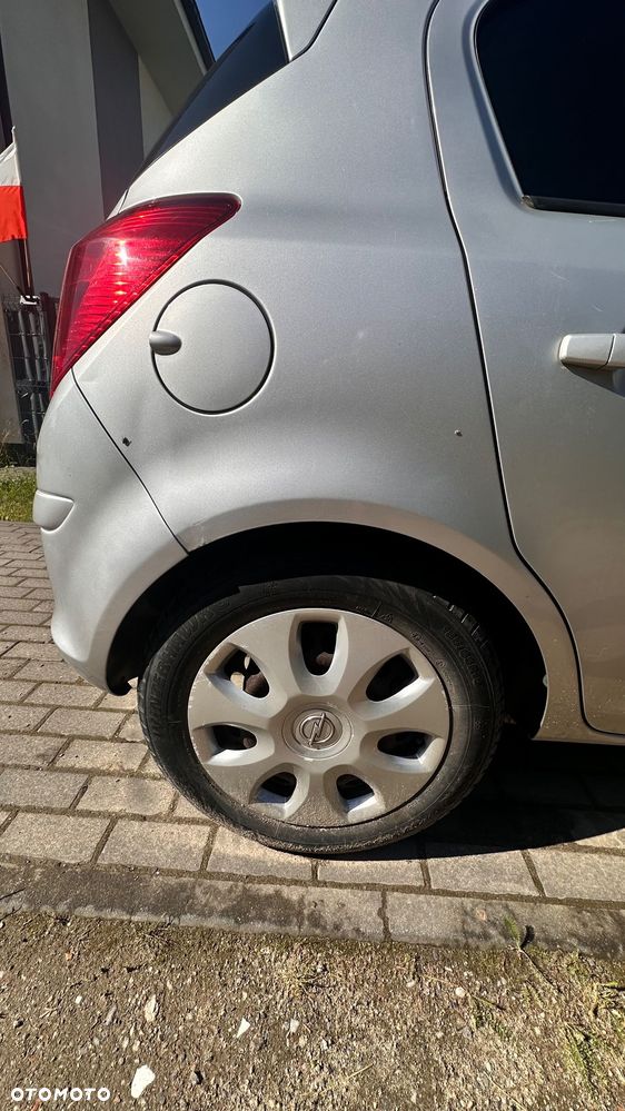 Opel Corsa 1.2 16V 111 - 10