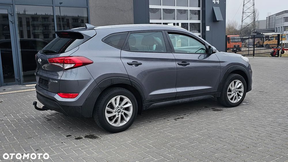 Hyundai Tucson blue 1.6 GDi 2WD Navi - 13