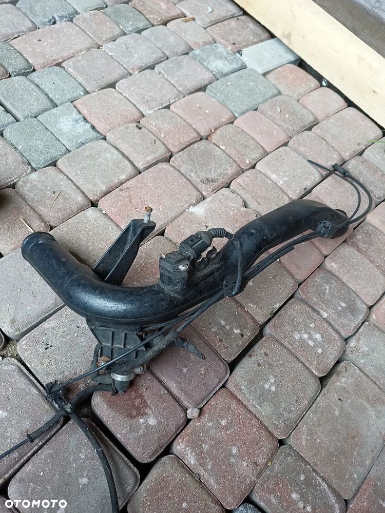 przewód powietrza vw passat b5 1,9 tdi 8D0145840 - 1