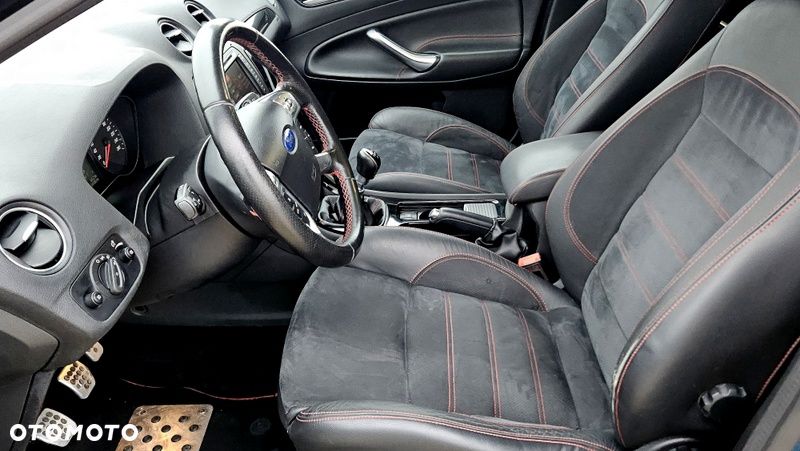 Ford Mondeo SW 2.0 TDCi Titanium S - 25