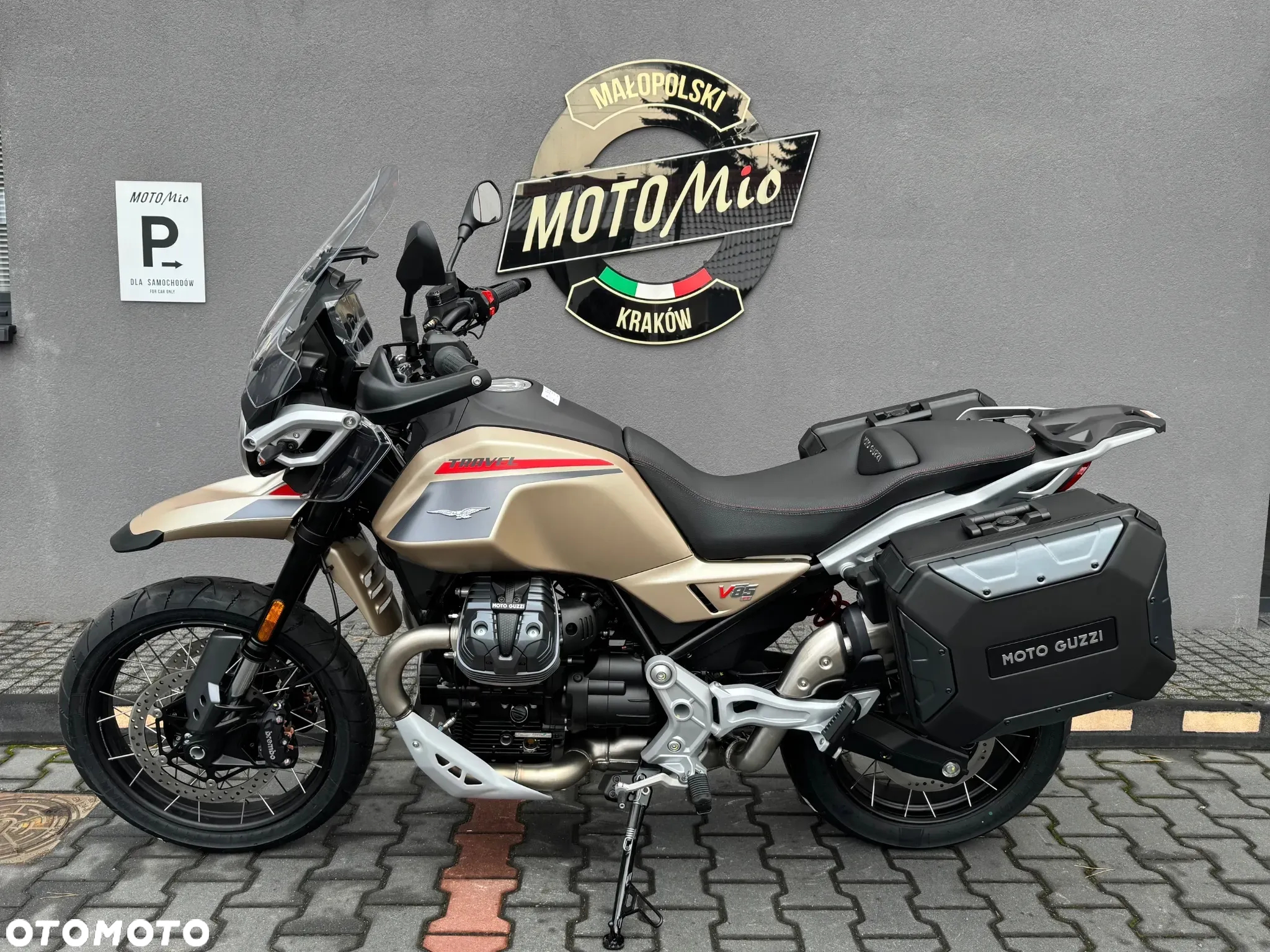 Moto Guzzi V85 - 6