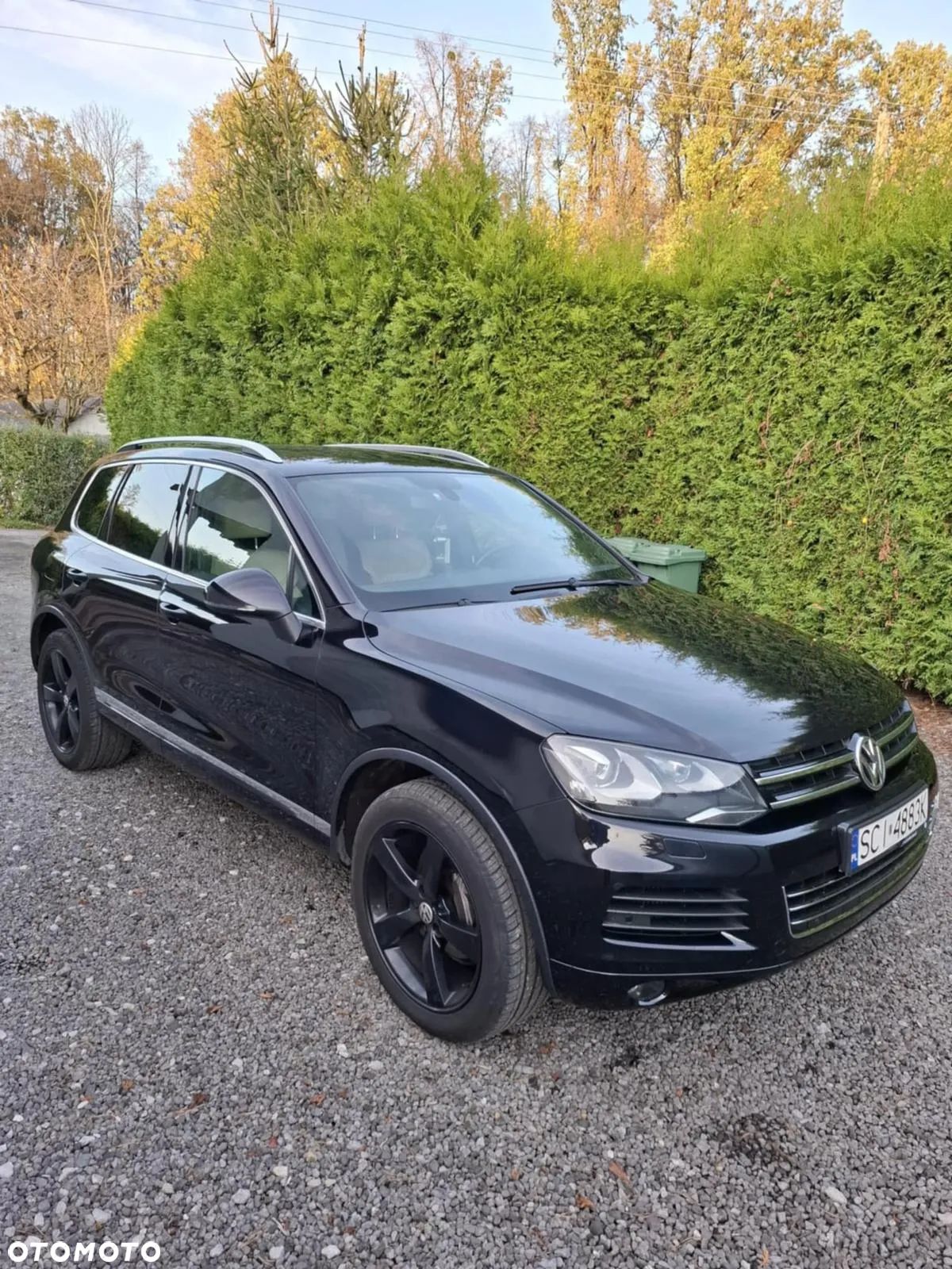 Volkswagen Touareg - 1