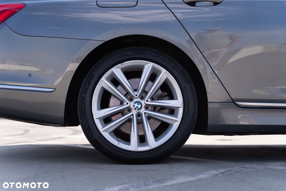 BMW Seria 7 - 5
